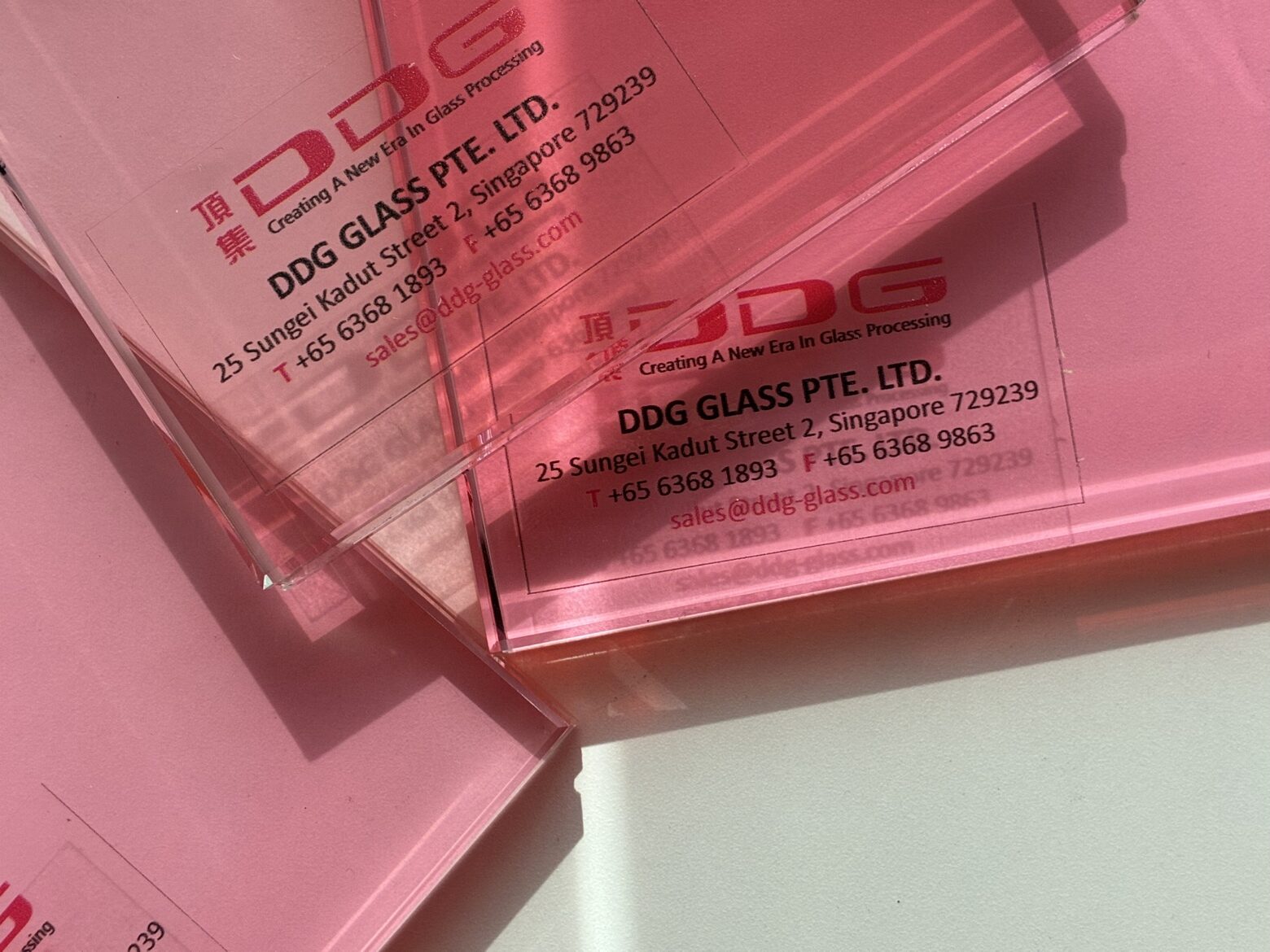 ピンクのヴァンシーバガラス